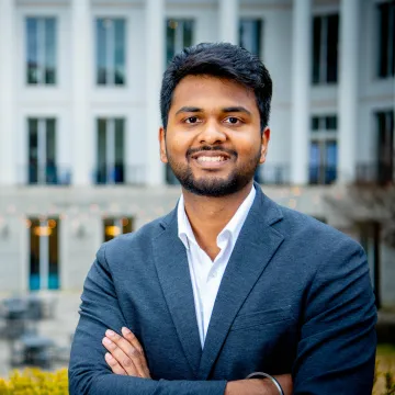 Praveen Gounder 25MSBA