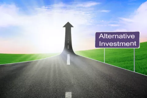  Are alternative investments right for the average person? /